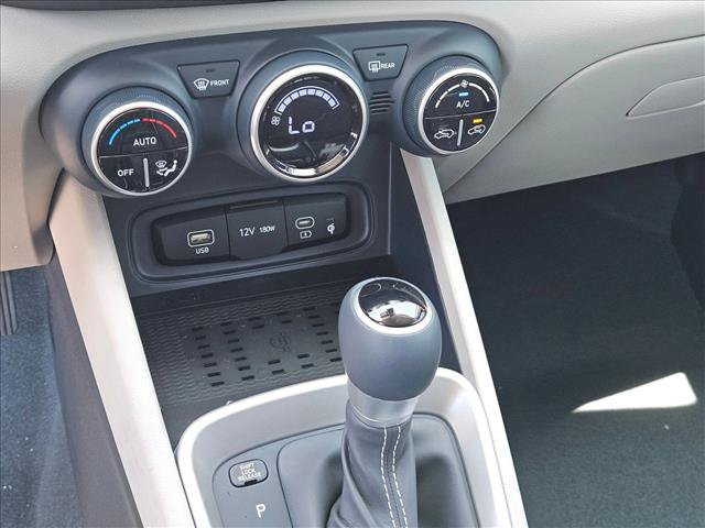 New 2026 Hyundai Venue SEL FWD image 16