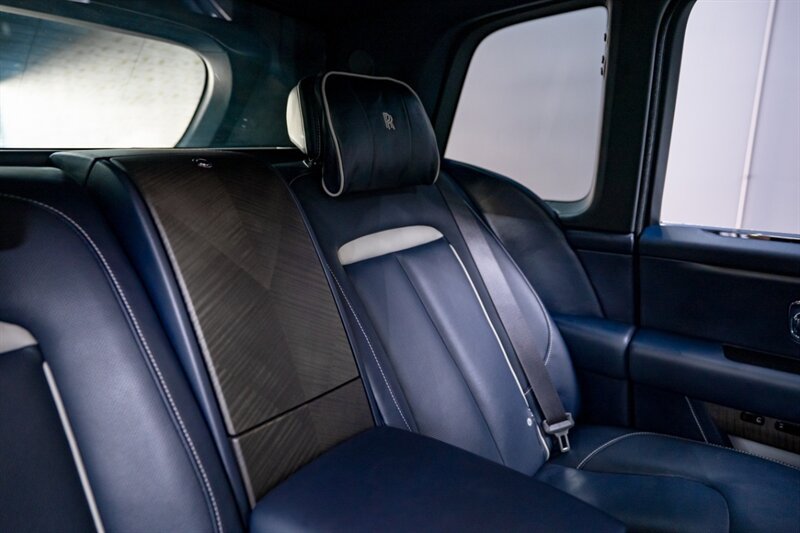 Used 2020 Rolls-Royce Cullinan AWD/4WD image 13