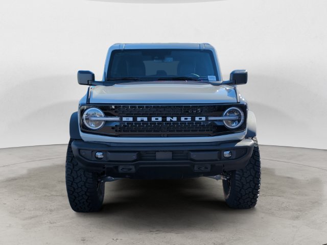 New 2026 Ford Bronco Outer Banks w/ Sasquatch Package AWD/4WD image 2