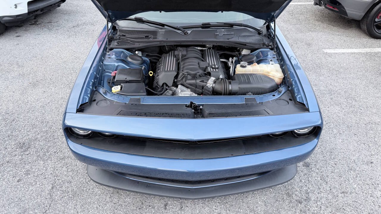 Used 2020 Dodge Challenger R/T Scat Pack RWD image 9