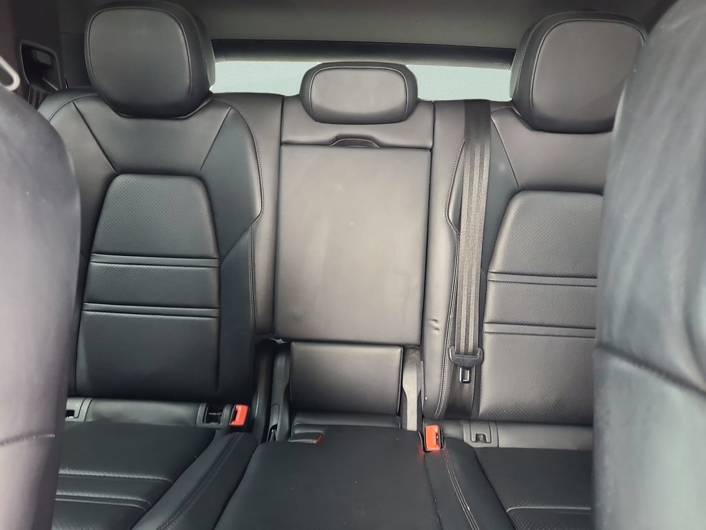 Used 2019 Porsche Cayenne S AWD/4WD image 10