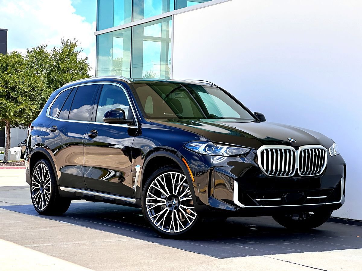 New 2026 BMW X5 sDrive40i w/ Climate Comfort Package image 1
