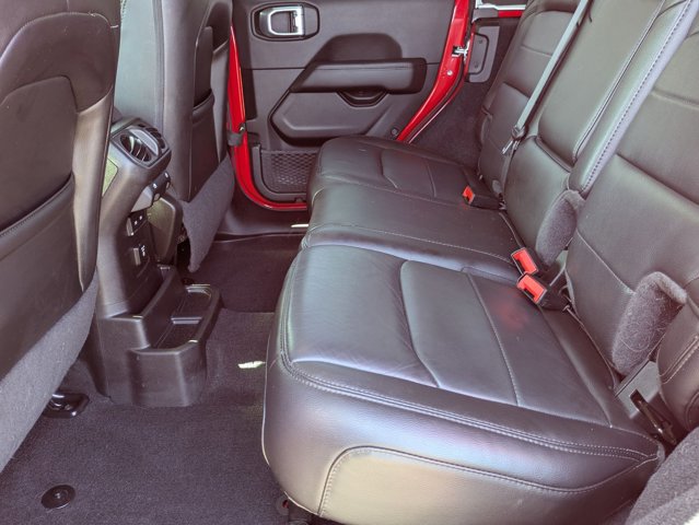 Used 2021 Jeep Wrangler Unlimited Sahara image 19
