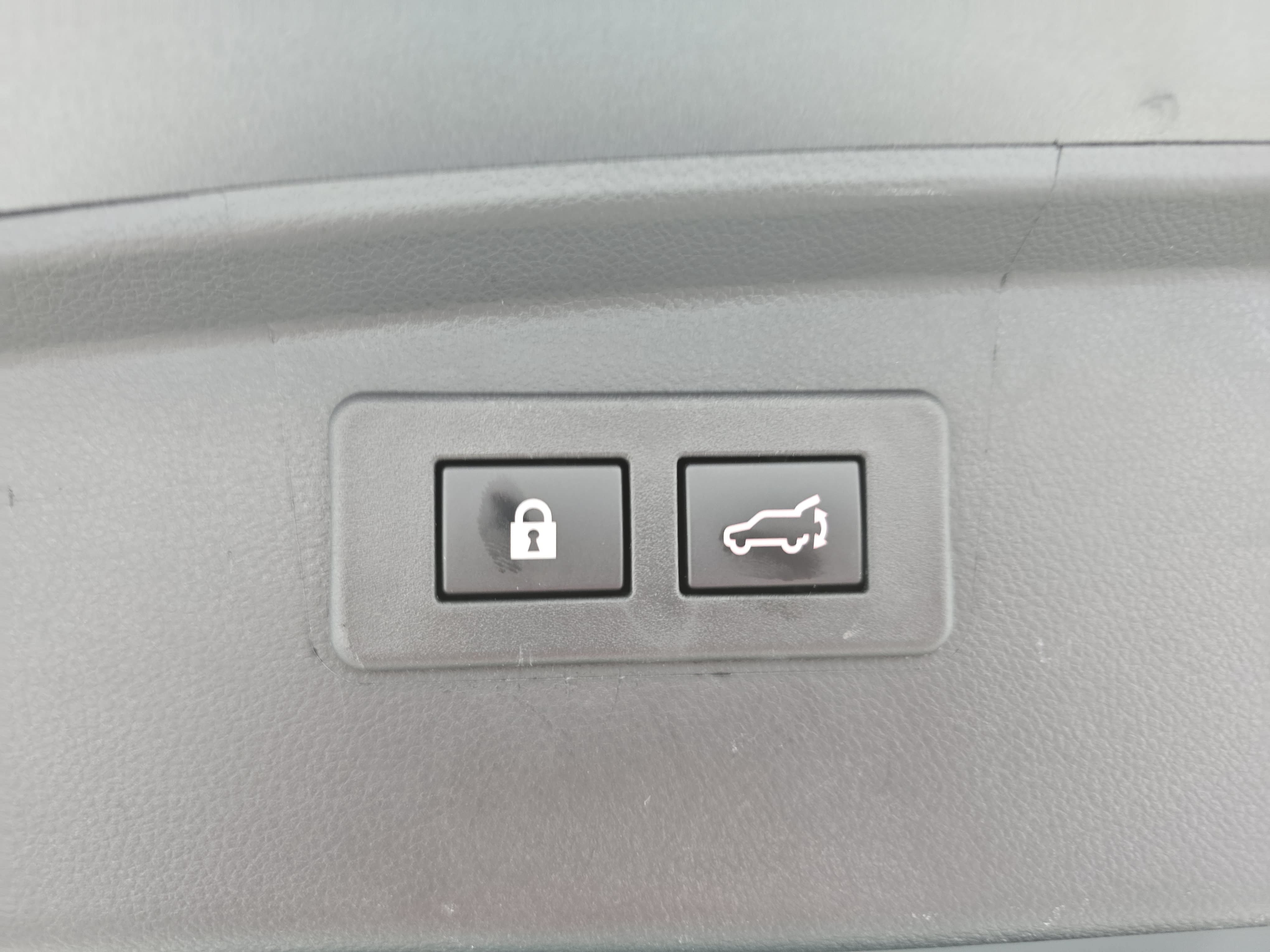 Used 2025 Subaru Outback Premium w/ Popular Package #1A AWD/4WD image 13
