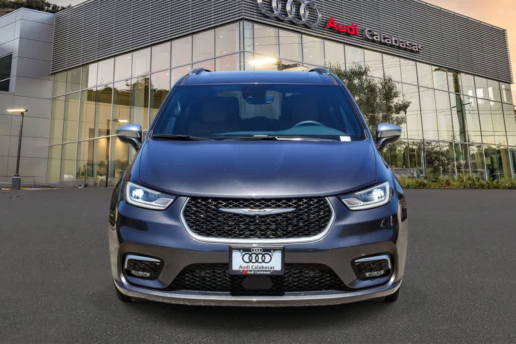 Used 2022 Chrysler Pacifica Pinnacle FWD image 6