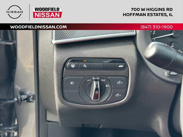 Used 2025 INFINITI QX50 Sport image 28