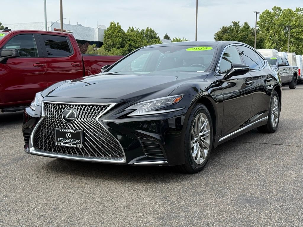 Used 2019 Lexus LS 500 w/ Accessory Package (Z2) RWD image 10