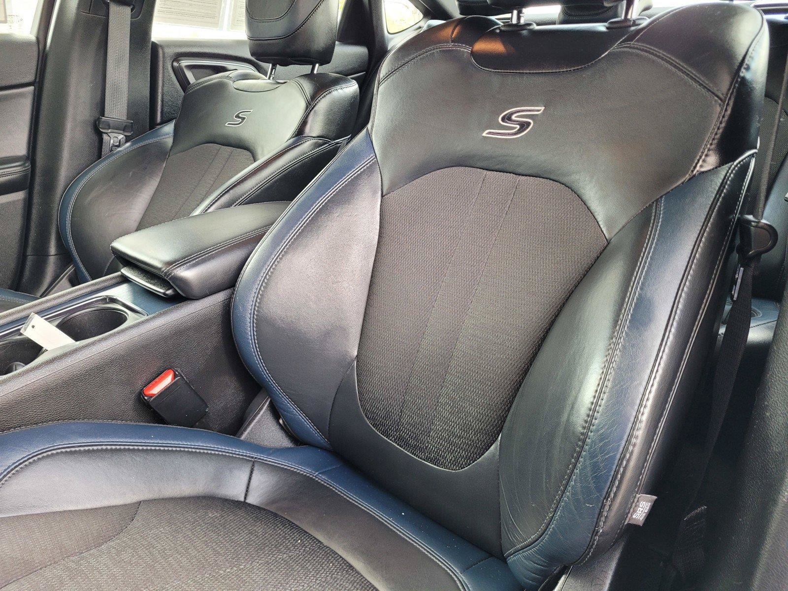 Used 2015 Chrysler 200 S w/ Navigation & Sound Group I FWD image 21