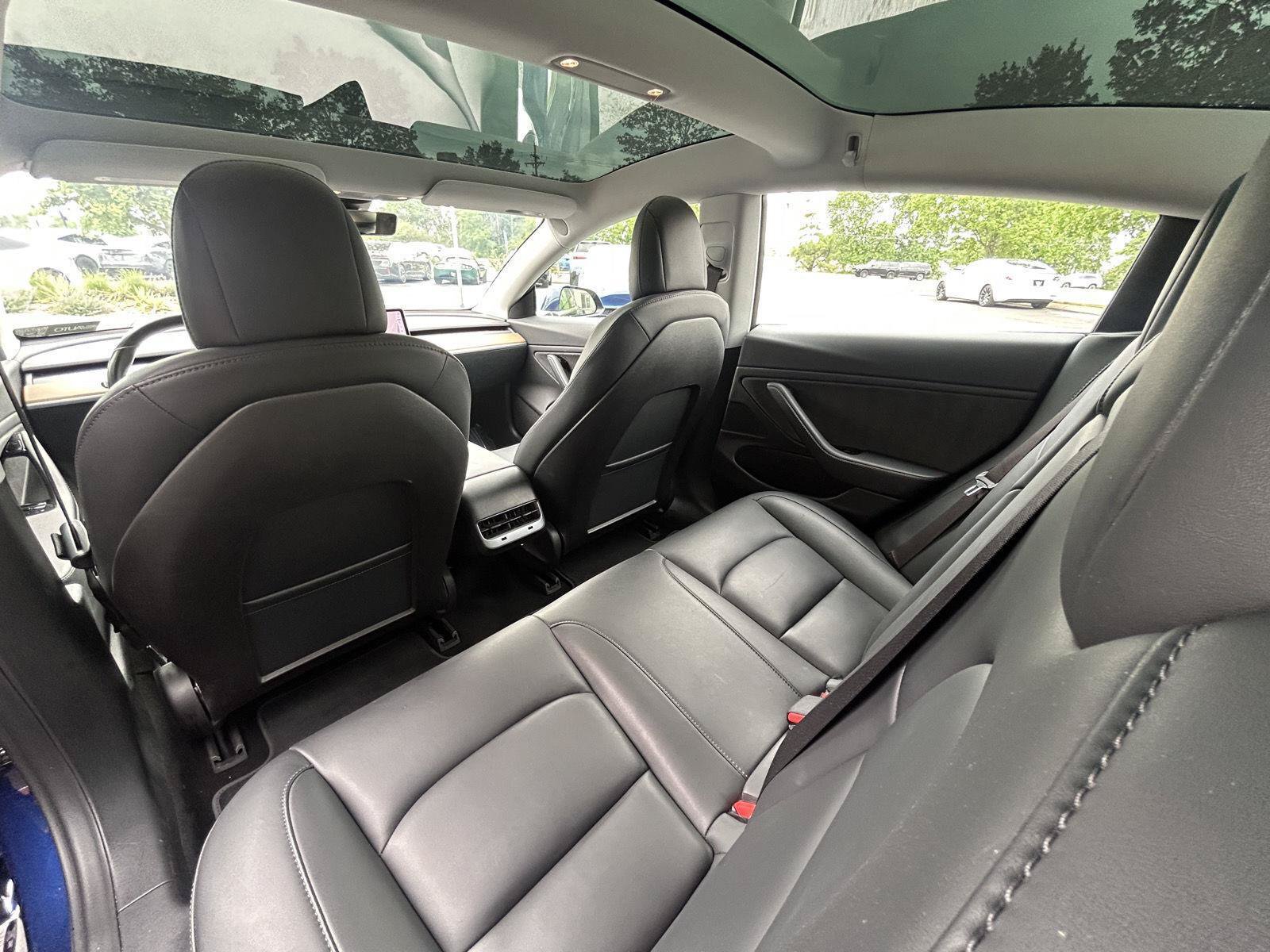 Used 2018 Tesla Model 3 Long Range AWD/4WD image 17