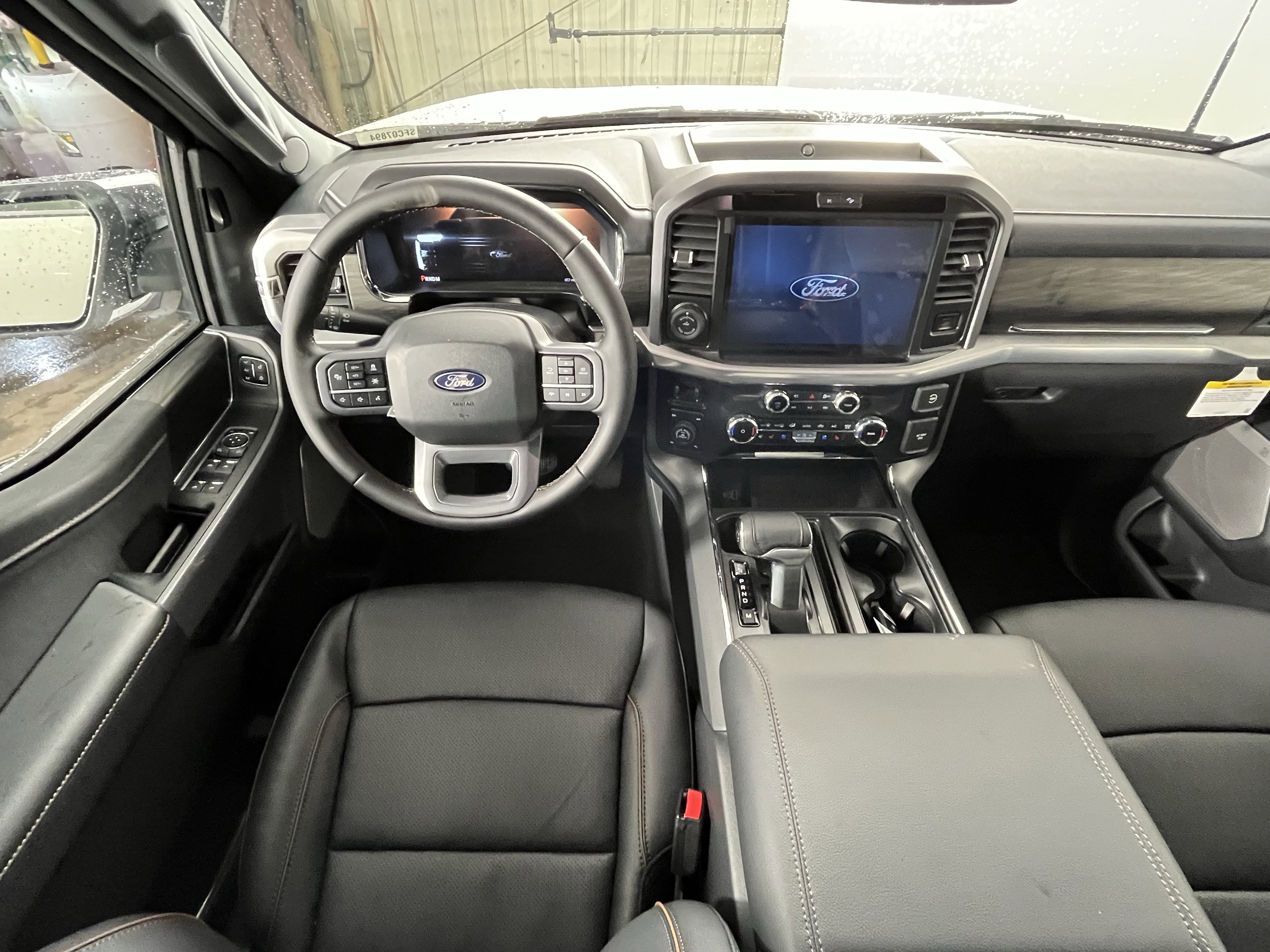 New 2025 Ford F150 Lariat w/ Equipment Group 501A Mid image 11