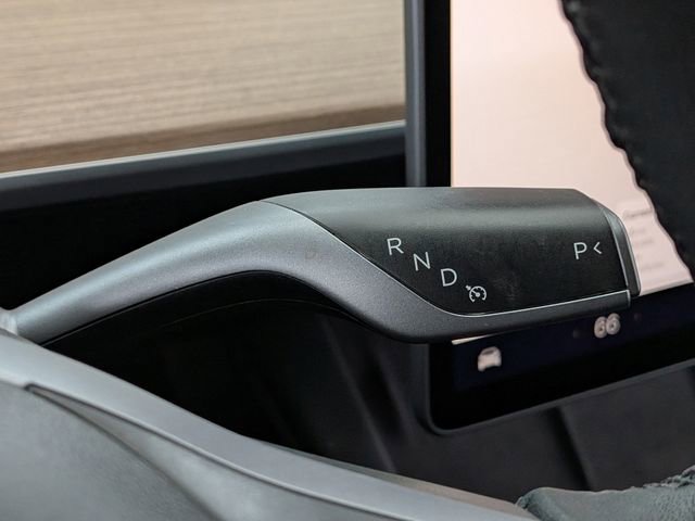 Used 2022 Tesla Model 3 Performance image 29