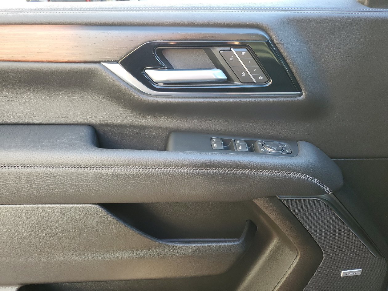 Used 2026 GMC Yukon Denali w/ LPO, Floor Liner Package RWD image 16
