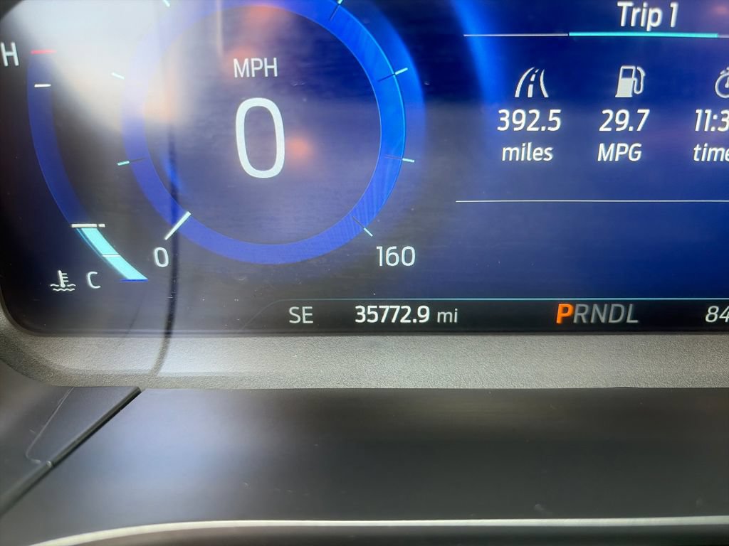 Used 2022 Ford Escape SEL w/ Technology Package FWD image 17