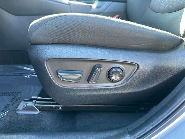 Certified 2023 Toyota RAV4 XLE FWD image 34