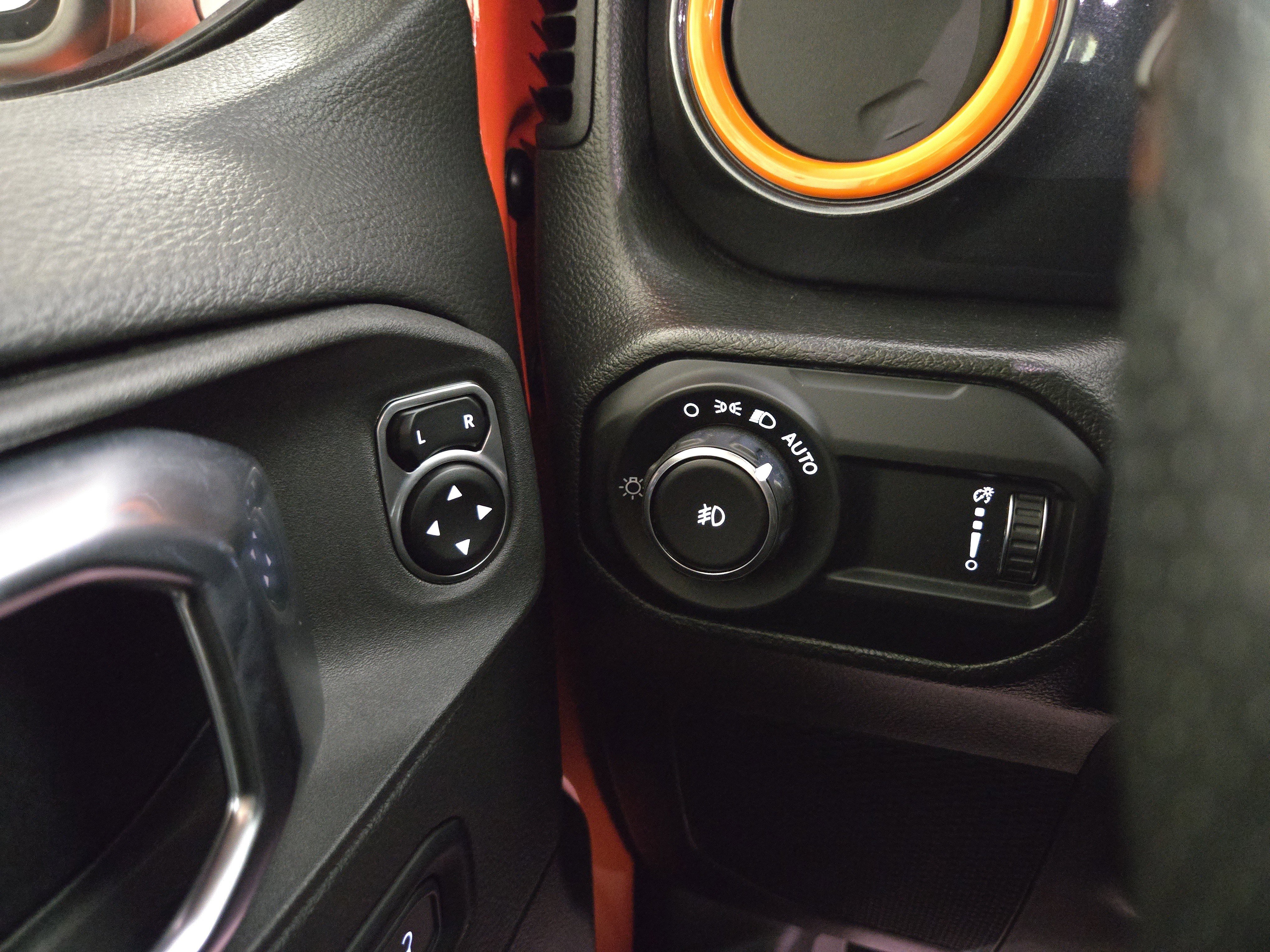 Used 2023 Jeep Wrangler Rubicon 392 w/ Trailer Tow Package image 31