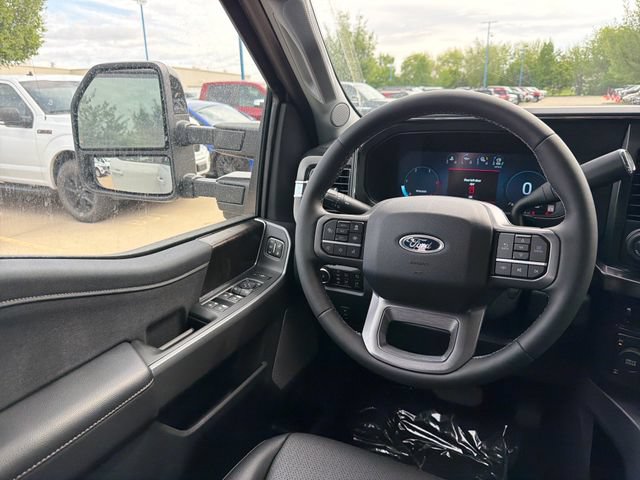 New 2026 Ford F250 Lariat w/ Black Appearance Package AWD/4WD image 16