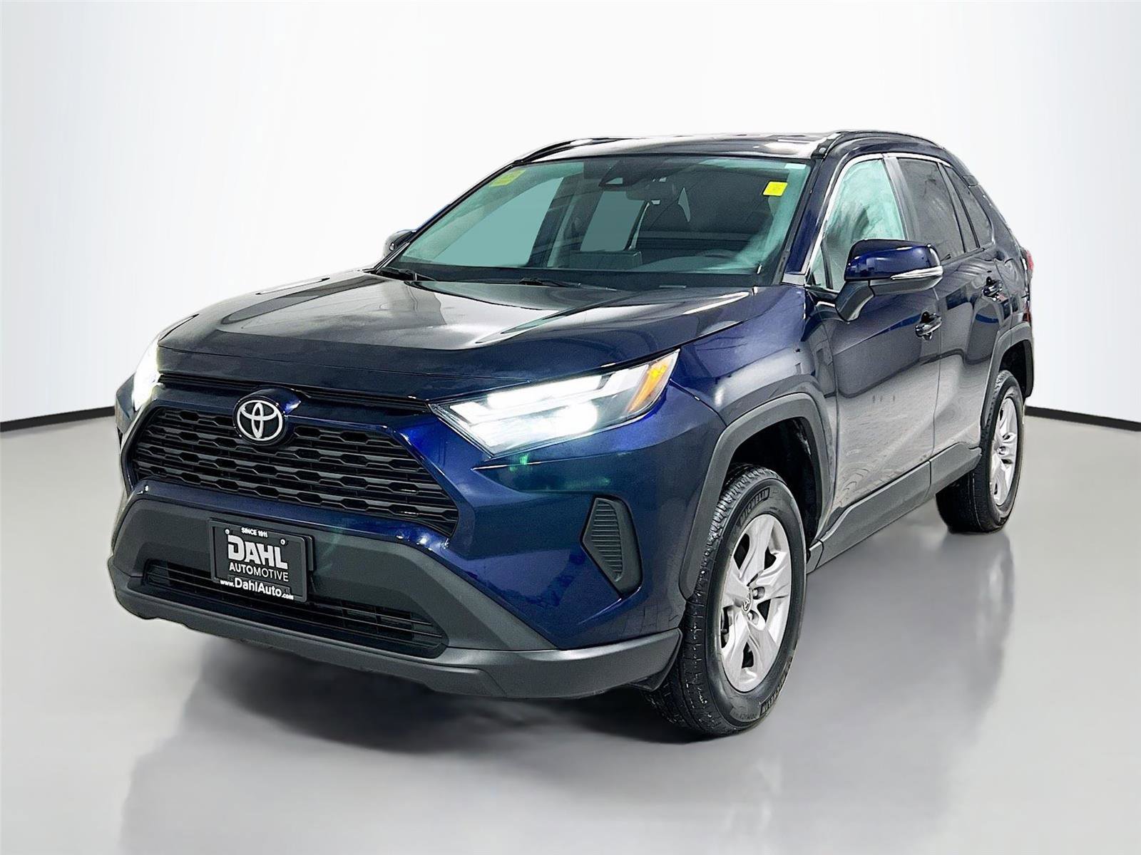Used 2025 Toyota RAV4 XLE image 36