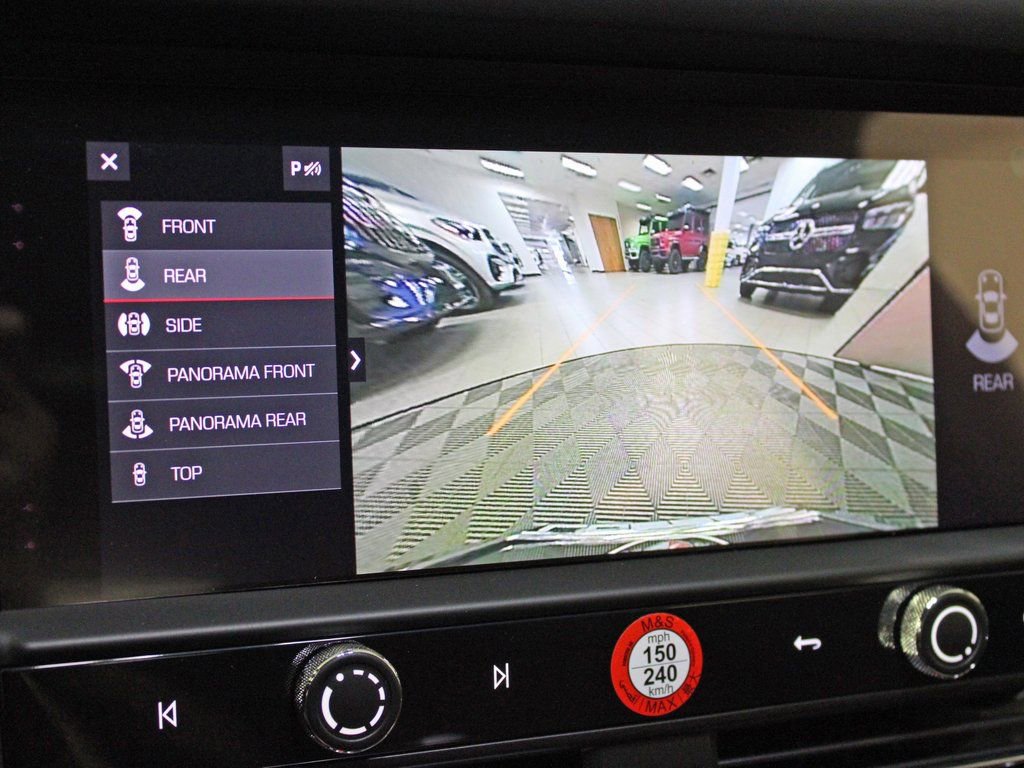 Certified 2025 Porsche Macan image 27