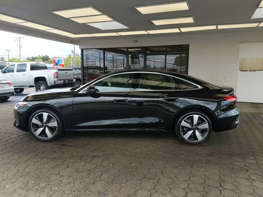 Used 2025 Audi A5 2.0T Premium w/ Convenience Package AWD/4WD image 11