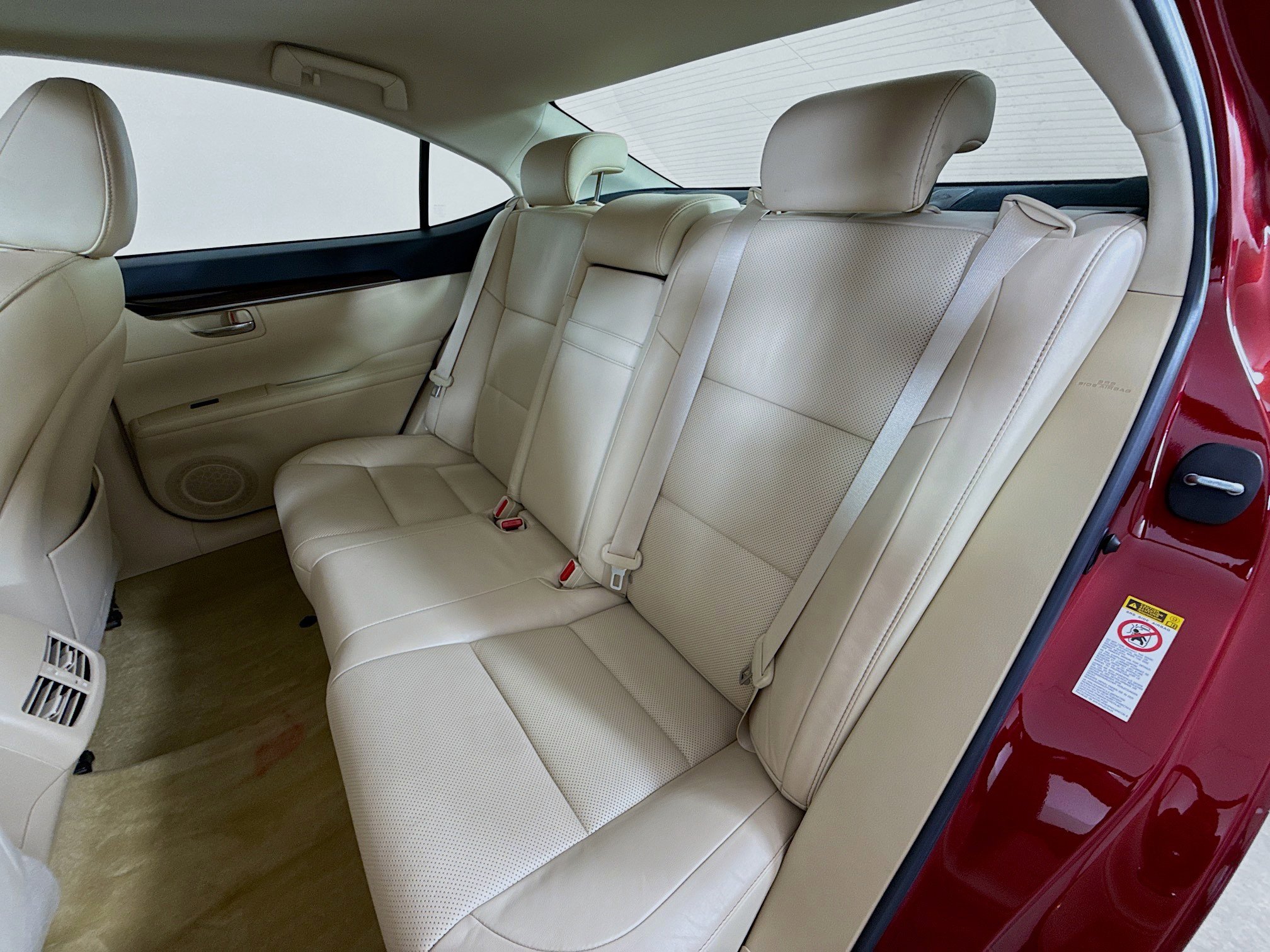 Used 2015 Lexus ES 350 w/ Luxury Package image 23