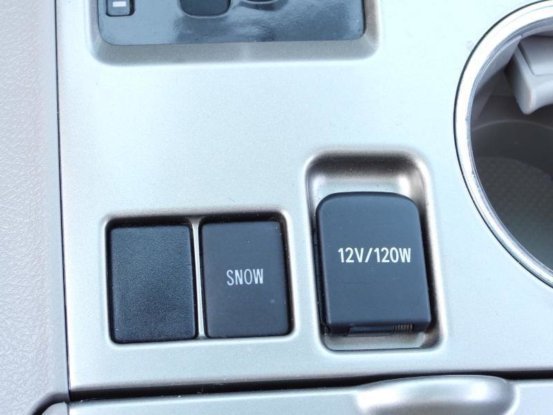 Used 2012 Toyota Highlander SE w/ Tow Pkg FWD image 57