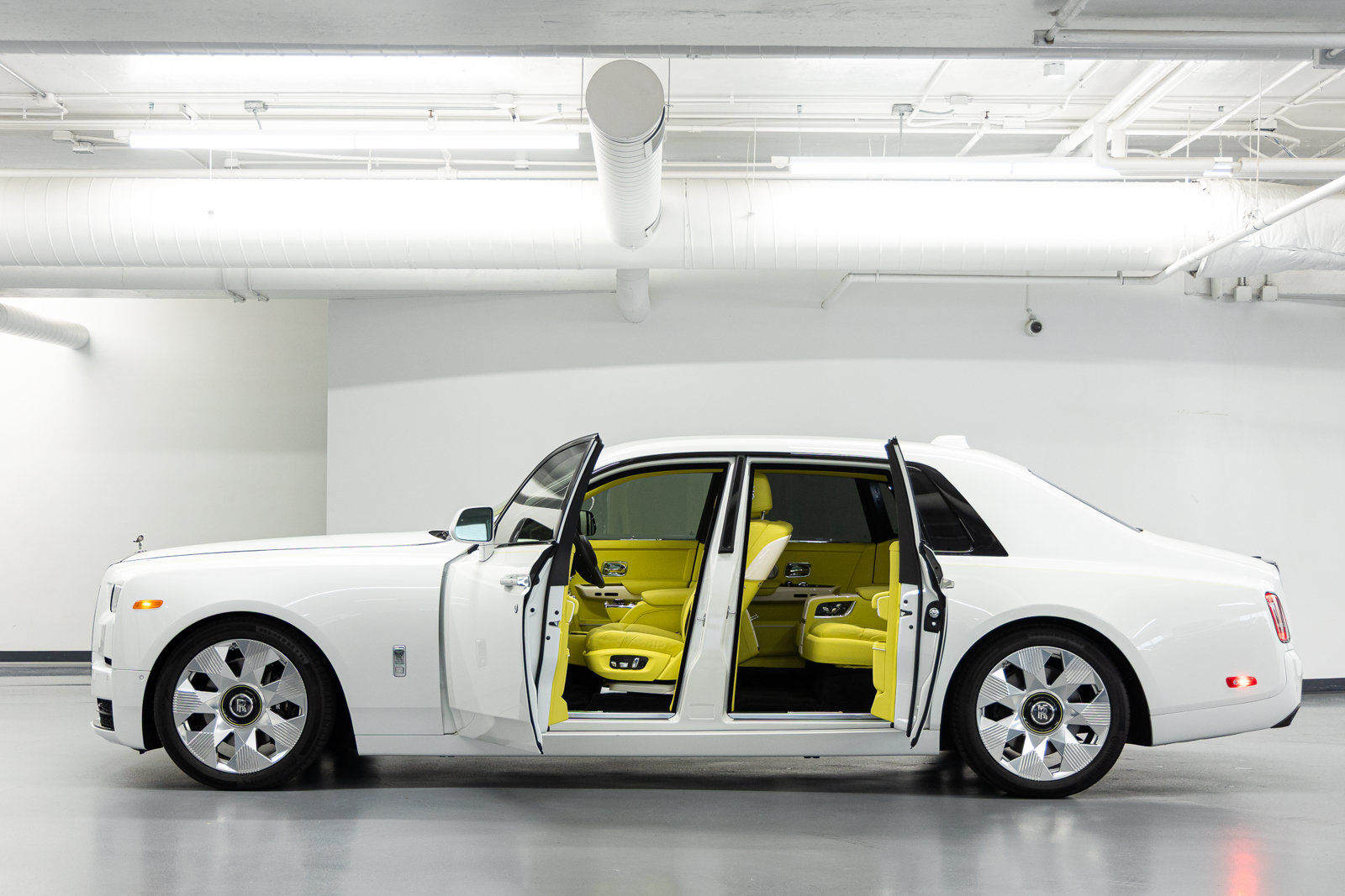 Certified 2024 Rolls-Royce Phantom Sedan w/ The Phantom Package RWD image 28