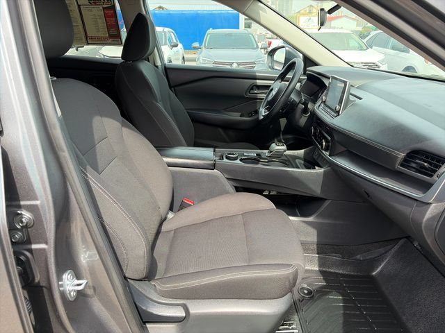 Used 2024 Nissan Rogue S AWD/4WD image 22