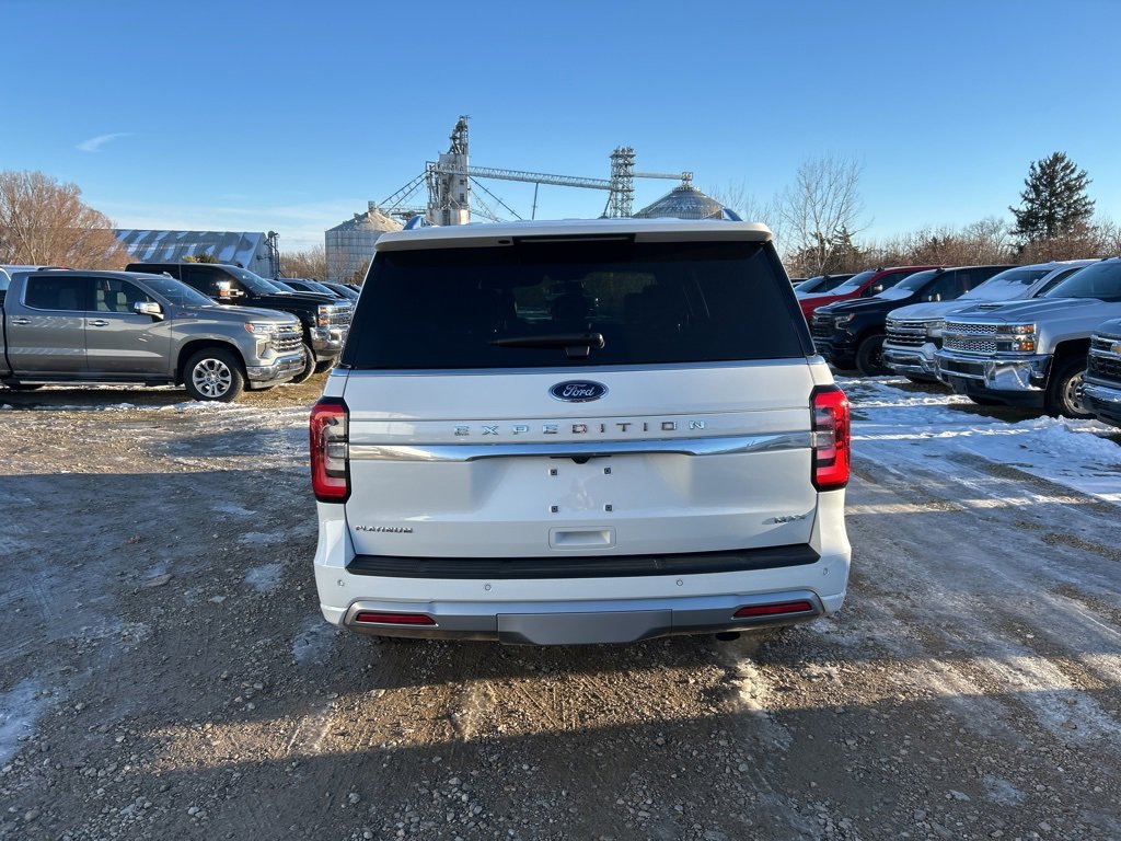 Used 2022 Ford Expedition Max Platinum image 4