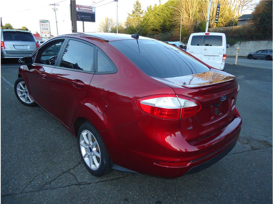 Used 2016 Ford Fiesta SE w/ Equipment Group 201A image 8