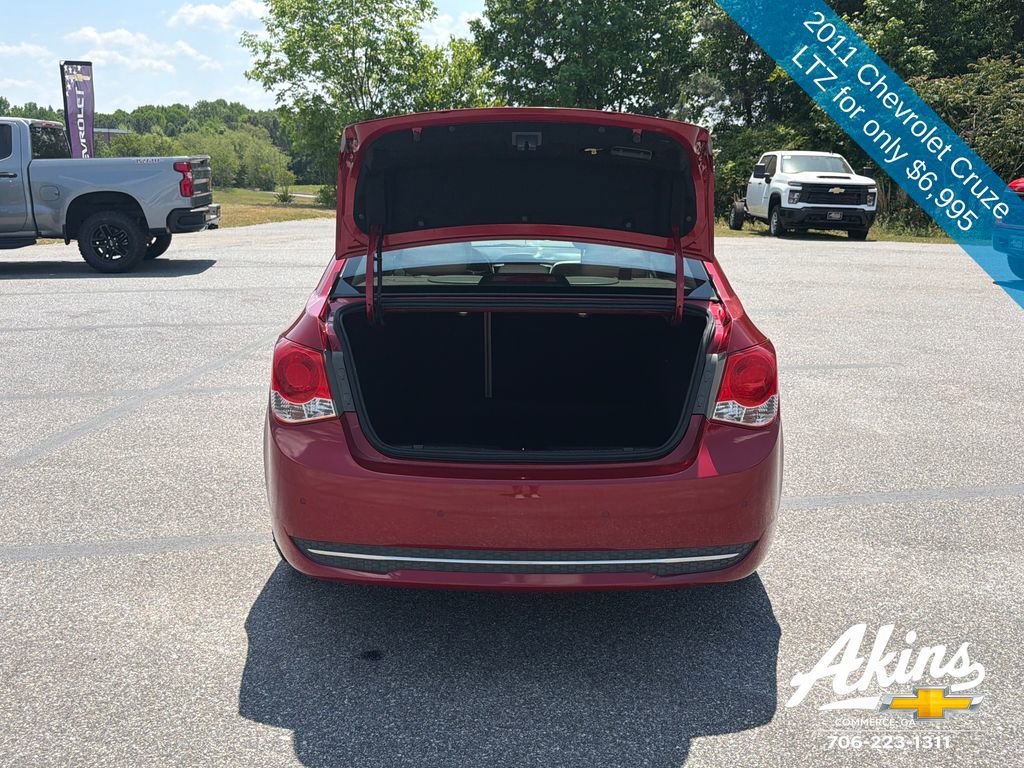 Used 2011 Chevrolet Cruze LTZ w/ RS Package FWD image 8