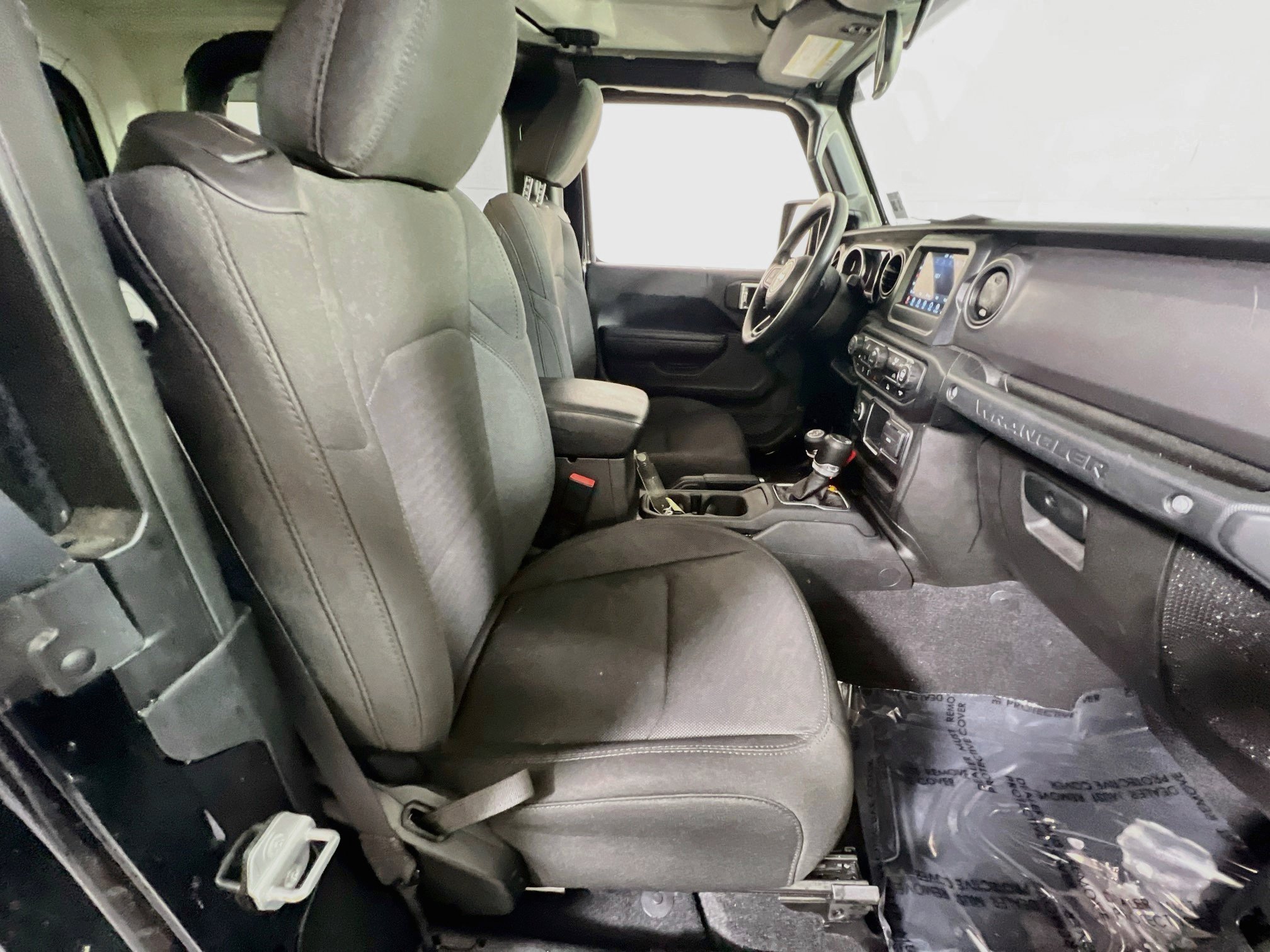 Used 2023 Jeep Wrangler Sport AWD/4WD image 25