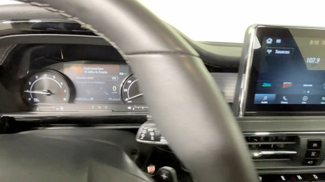 Used 2022 Lincoln Corsair AWD w/ Equipment Group 101A image 34