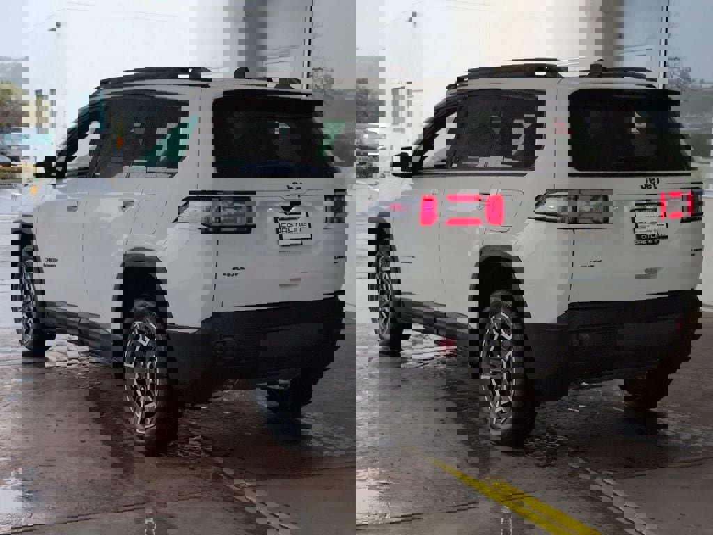 New 2026 Jeep Cherokee Limited AWD/4WD image 6