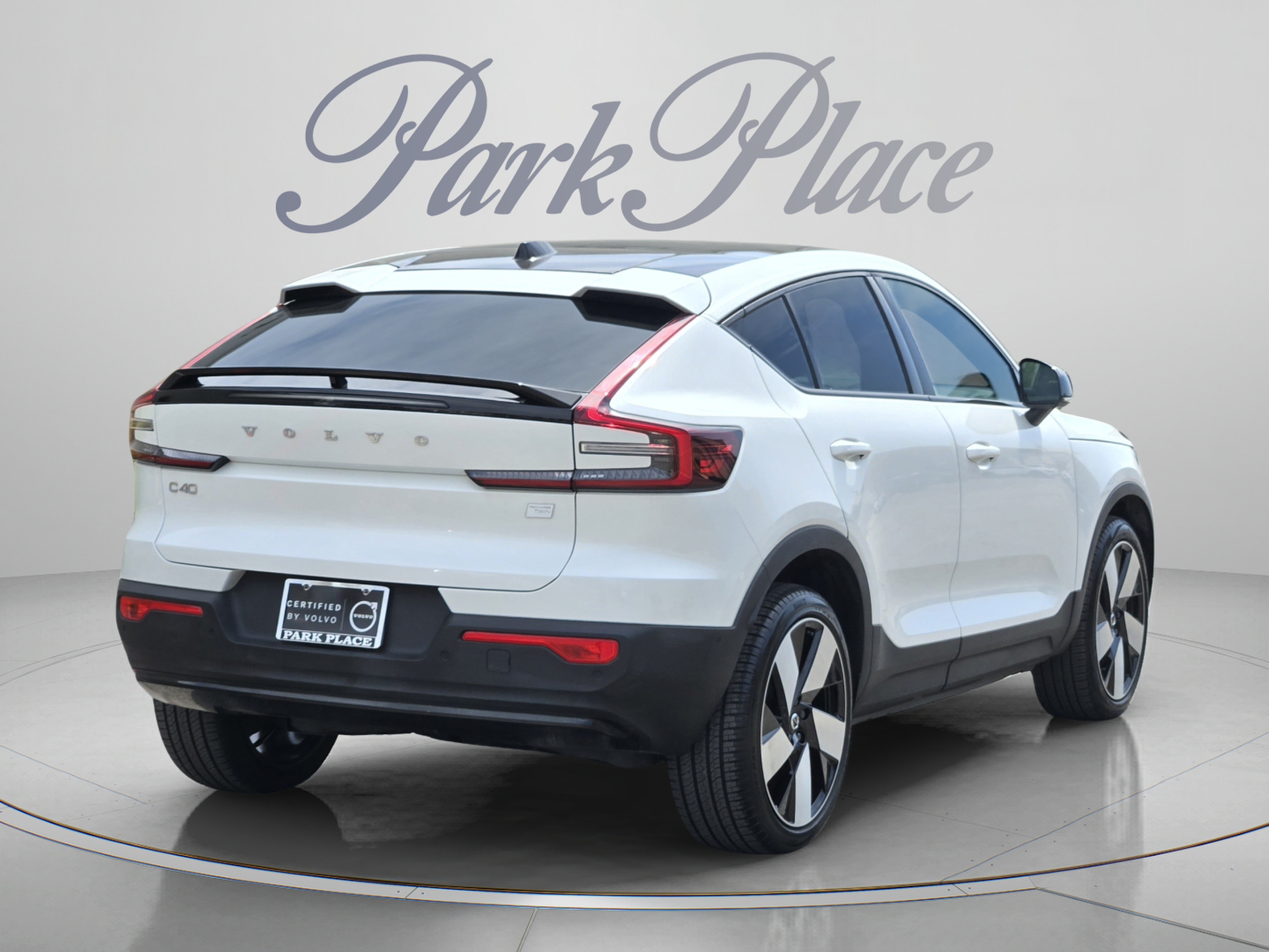 Used 2023 Volvo C40 P8 Recharge Ultimate AWD/4WD image 6