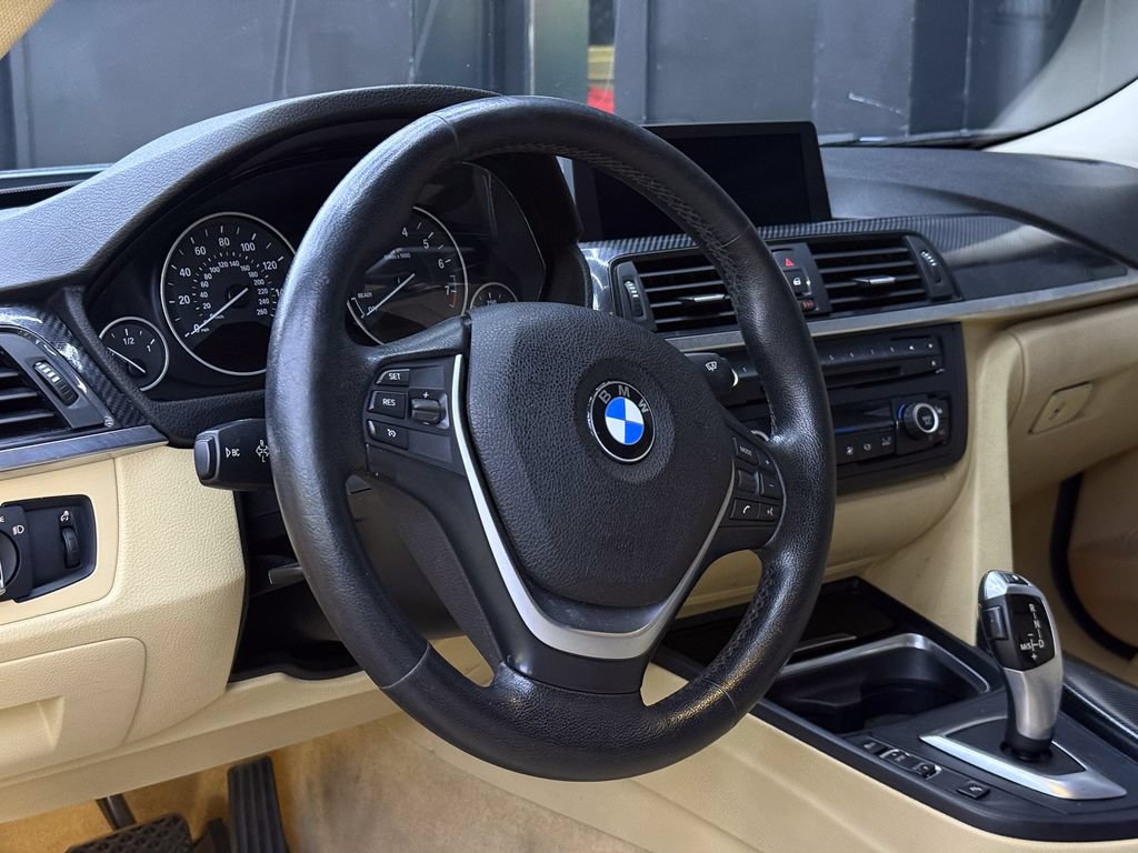 Used 2015 BMW 328i xDrive Sedan AWD/4WD image 15
