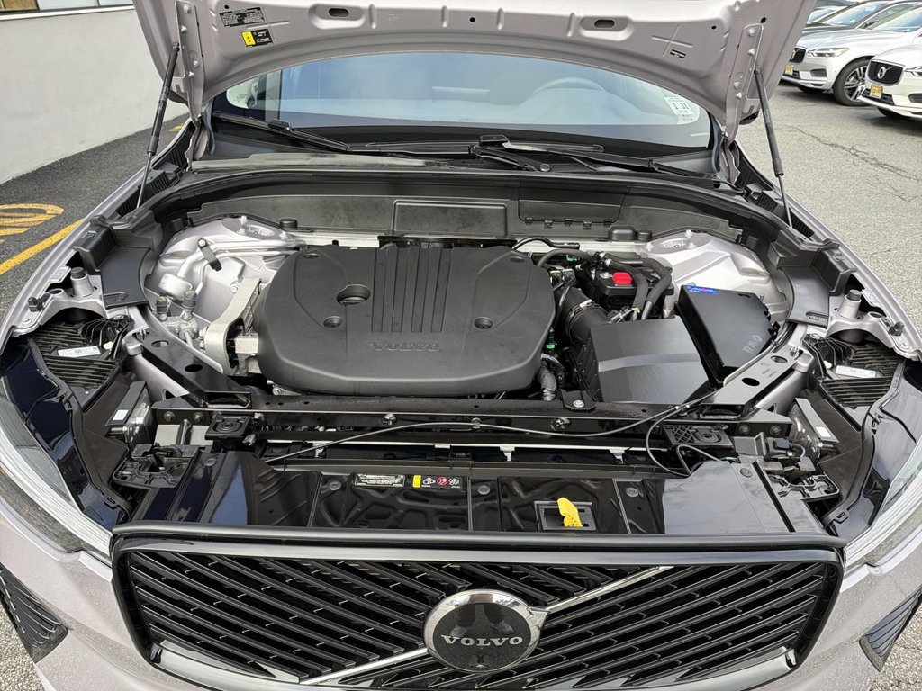 New 2026 Volvo XC60 B5 Plus w/ Climate Package AWD/4WD image 14