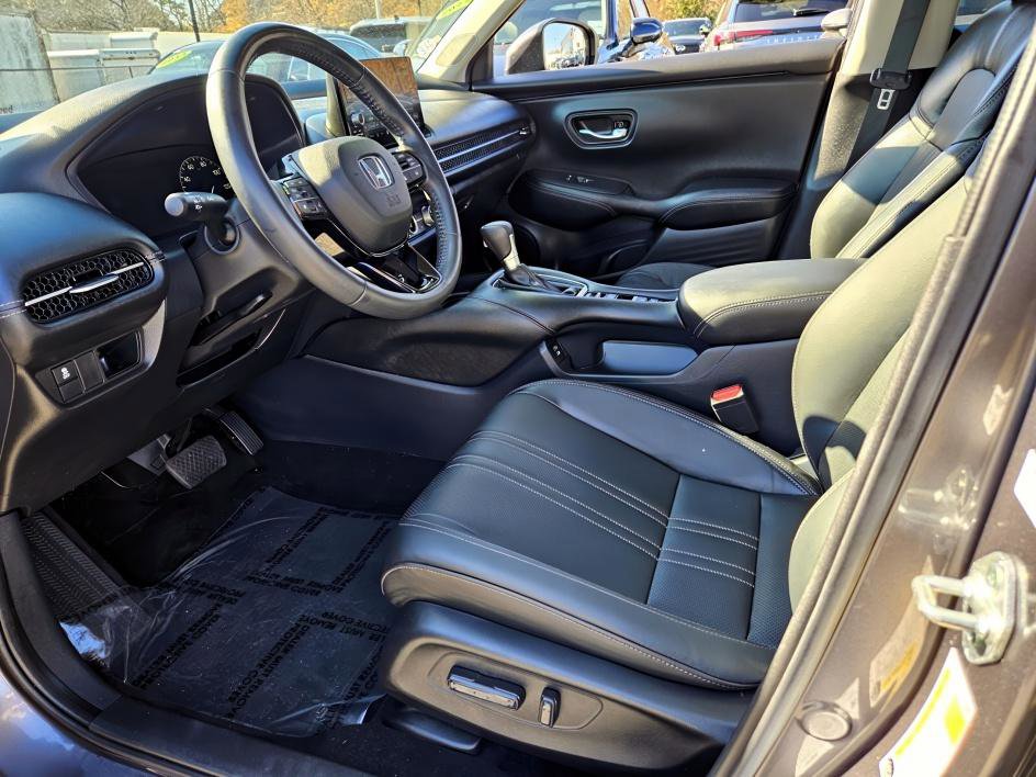 Used 2024 Honda HR-V EX-L image 7