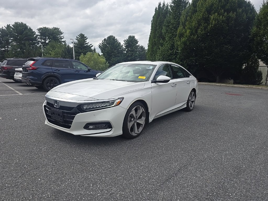 Used 2019 Honda Accord Touring image 4