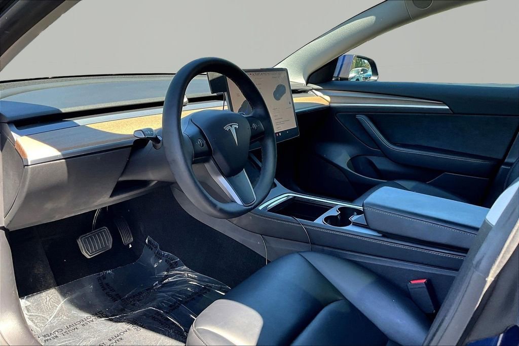 Used 2022 Tesla Model 3 Long Range image 17
