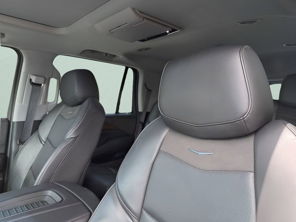 Used 2019 Cadillac Escalade Premium Luxury image 18