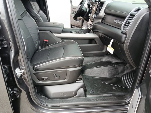 New 2026 RAM 4500 Laramie w/ Laramie Trim Package image 29