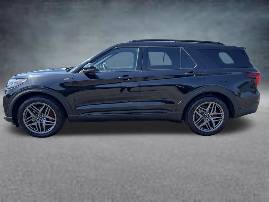 Used 2025 Ford Explorer ST-Line w/ Premium Package RWD image 9