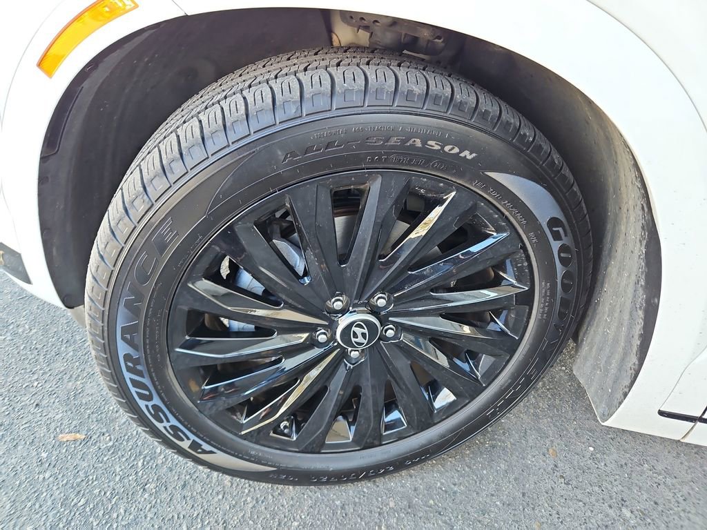 Used 2024 Hyundai Palisade Calligraphy image 37