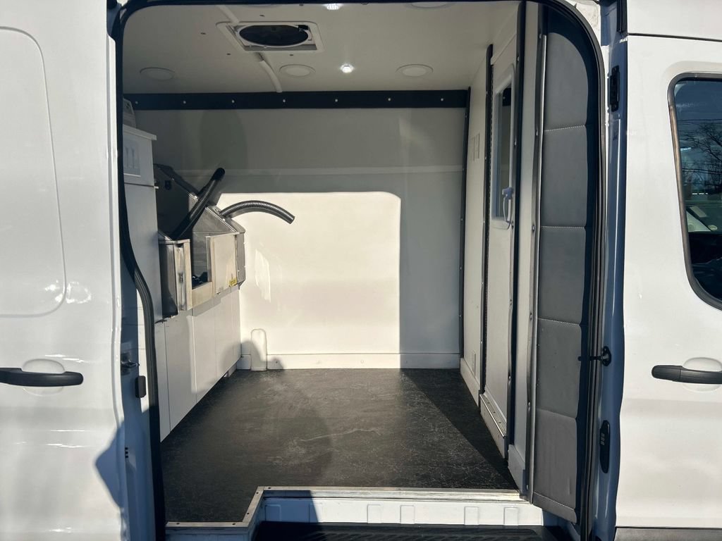 Used 2023 Ford Transit 150 Medium Roof RWD image 15