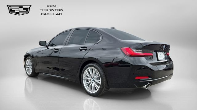 Used 2023 BMW 330i Sedan w/ Premium Package RWD image 3