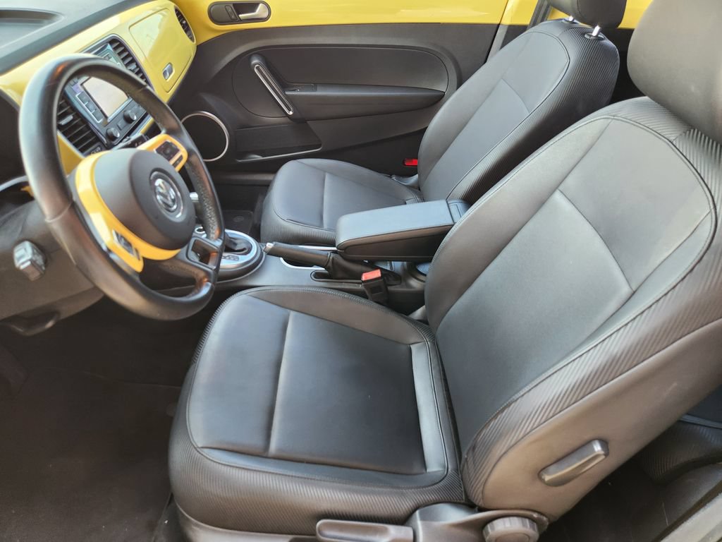 Used 2015 Volkswagen Beetle 1.8T FWD image 14