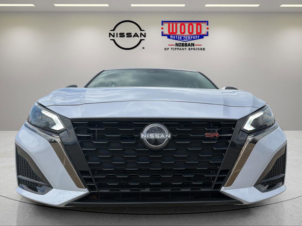 Certified 2025 Nissan Altima 2.5 SR w/ SR Premium Package image 6