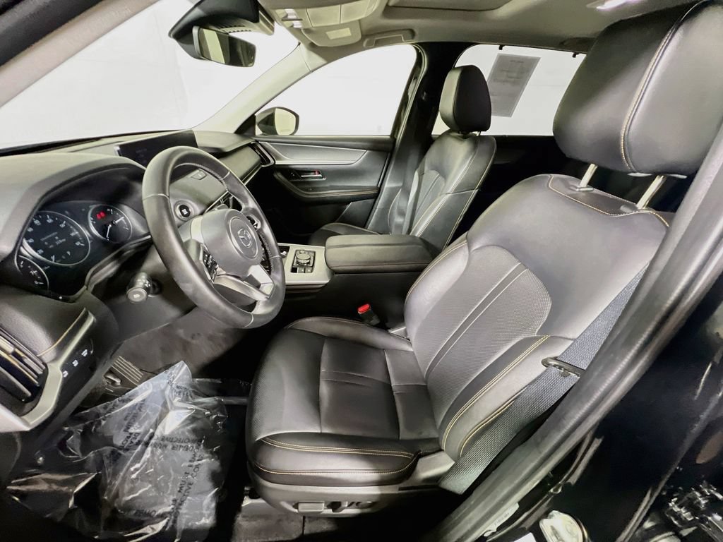 Used 2025 MAZDA CX-90 3.3 Turbo w/ Preferred Package AWD/4WD image 17