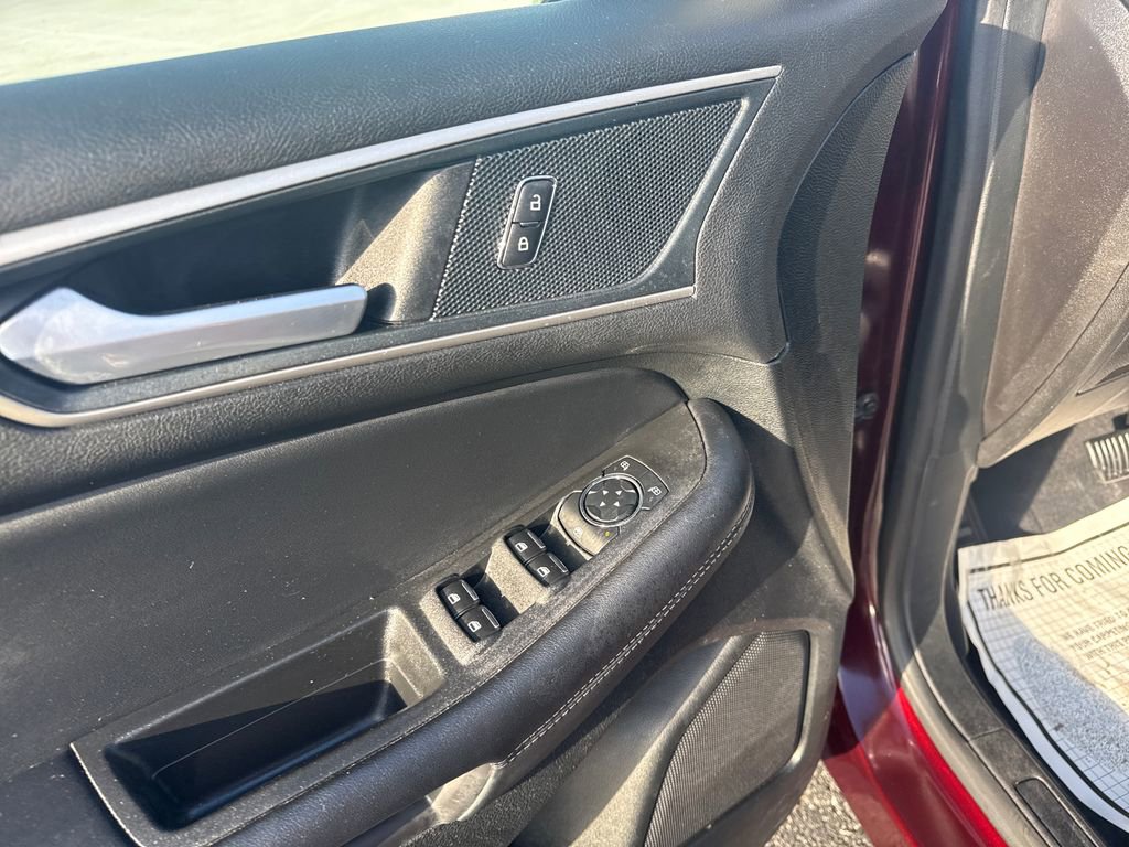 Used 2024 Ford Edge SEL w/ Convenience Package image 29