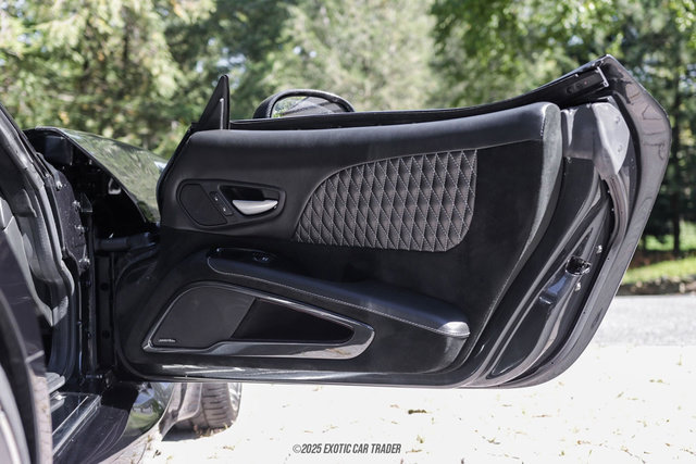 Used 2014 SRT Viper GTS w/ GTS Laguna Interior Package image 33